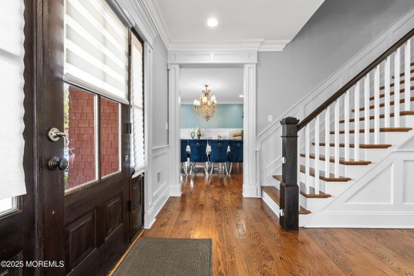 Chandelier, Dining room, Interior, Recessed Lighting, Wood Texture Flooring