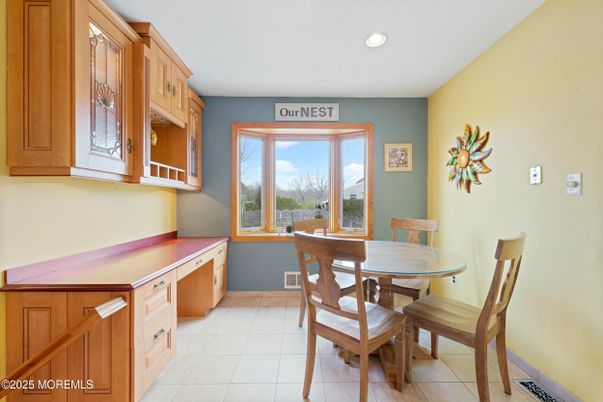 Dining room, Interior, Recessed Lighting