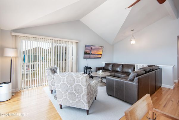 Interior, Living room, Pendant Lights, Wood Texture Flooring