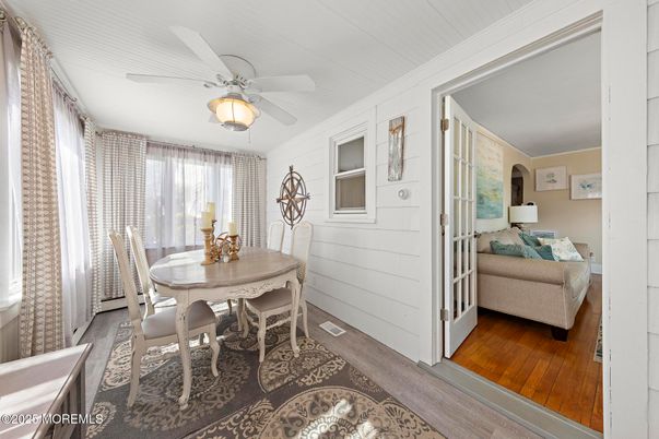 Dining room, Interior, Wood Texture Flooring
