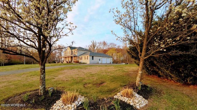 Backyard, Detached Garage, Exterior