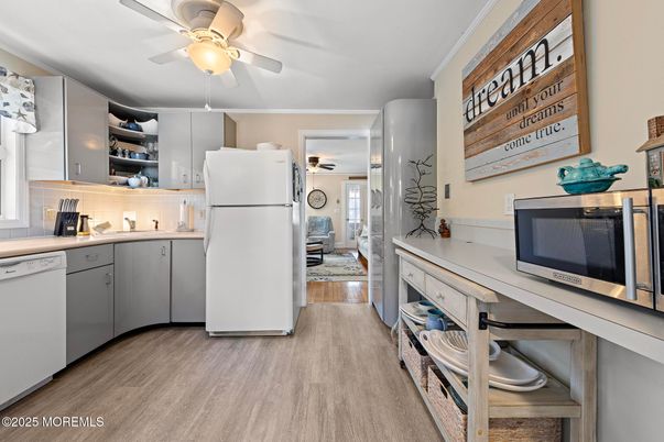 Interior, Kitchen, Wood Texture Flooring