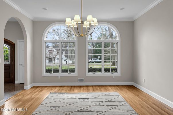 Chandelier, Empty room, Interior, Recessed Lighting, Wood Texture Flooring