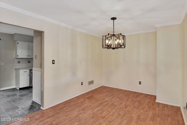 Empty room, Interior, Pendant Lights, Wood Texture Flooring