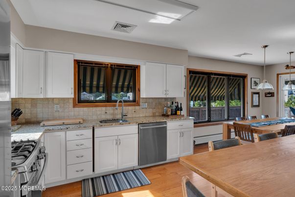Dining room, Interior, Kitchen, Pendant Lights, Wood Texture Flooring