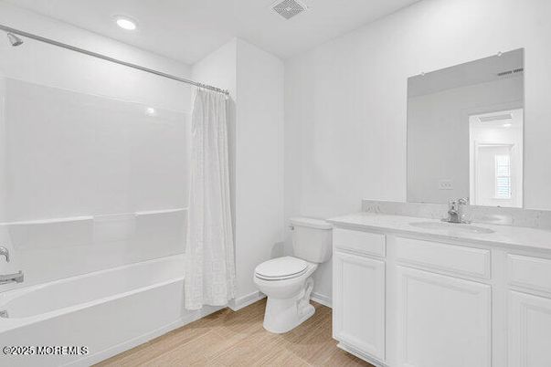 Bathroom, Interior, Recessed Lighting, Wood Texture Flooring