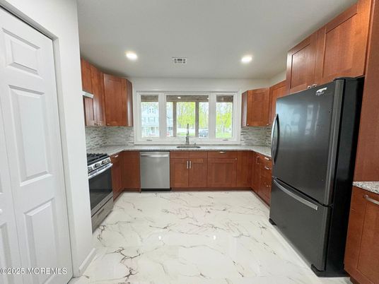 Interior, Kitchen, Marble, Recessed Lighting, Stainless Steel Appliances