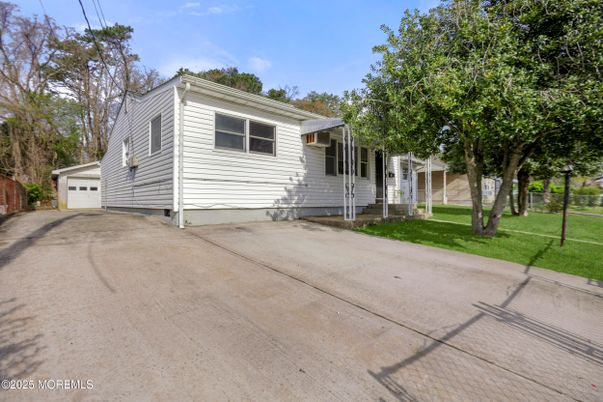 Backyard, Detached Garage, Exterior