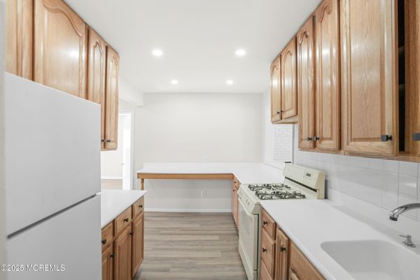 Interior, Kitchen, Recessed Lighting, Wood Texture Flooring