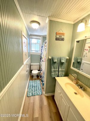 Bathroom, Interior, Wood Texture Flooring