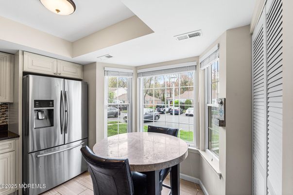 Dining room, Interior, Kitchen, Stainless Steel Appliances, Wood Texture Flooring