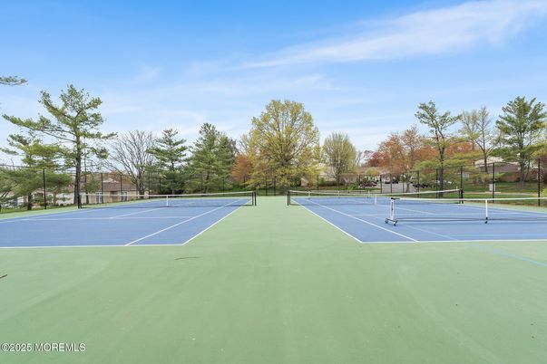 Exterior, Tennis Courts