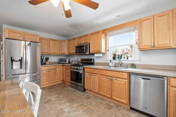 Interior, Kitchen, Stainless Steel Appliances