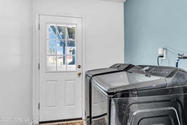 Interior, Washer