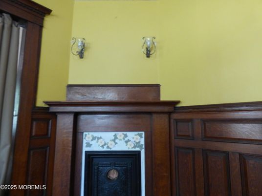 Fireplace, Interior