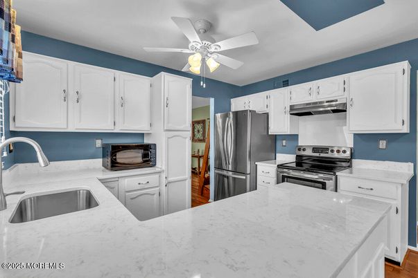 Interior, Kitchen, Stainless Steel Appliances, Wood Texture Flooring