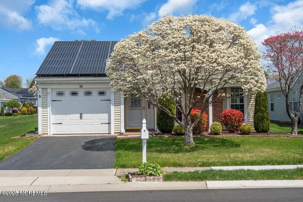 Attached, Exterior, Facade, Solar Panels, Cape Cod