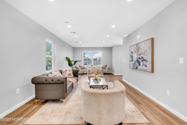 Interior, Living room, Recessed Lighting, Wood Texture Flooring