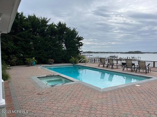 Exterior, Pool, Water
