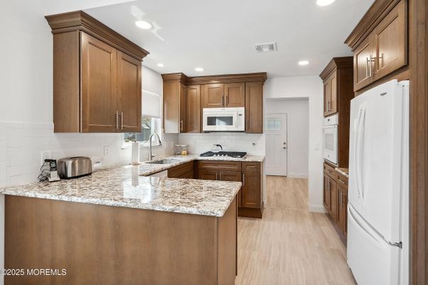 Interior, Kitchen, Recessed Lighting, Wood Texture Flooring