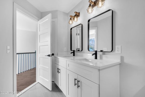 Bathroom, Dual Sink Vanities, Interior, Wood Texture Flooring