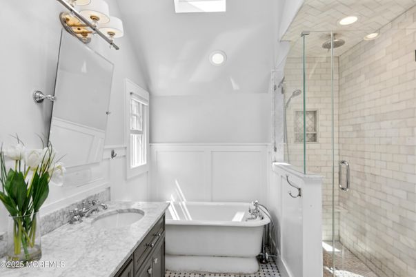 Bathroom, Dual Sink Vanities, Free Standing Baths, Glass Shower, Interior, Recessed Lighting