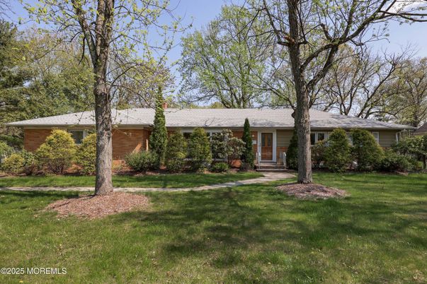 Exterior, Facade, Brick Facade, Ranch