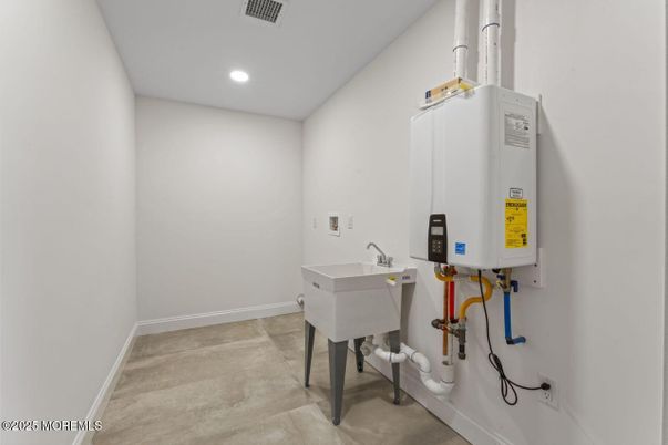 Bathroom, Interior, Recessed Lighting