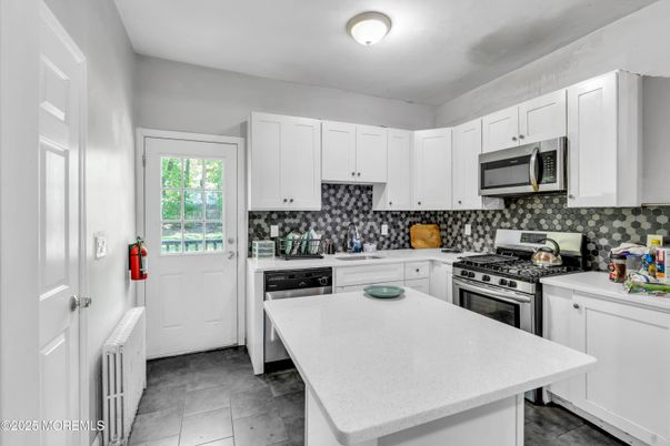 Interior, Kitchen, Stainless Steel Appliances