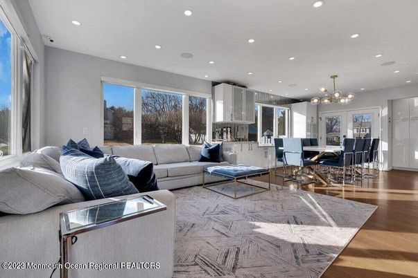Dining room, Interior, Living room, Pendant Lights, Recessed Lighting, Wood Texture Flooring