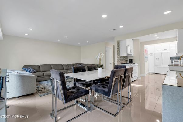 Dining room, Interior, Kitchen, Living room, Recessed Lighting
