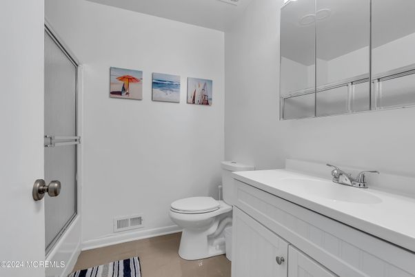 Bathroom, Interior, Wood Texture Flooring