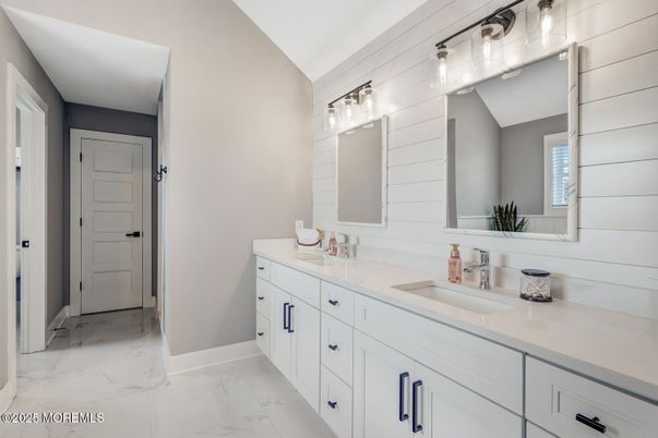 Bathroom, Dual Sink Vanities, Interior, Marble
