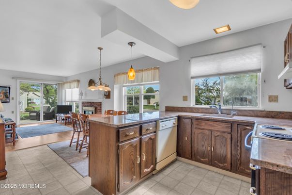 Dining room, Interior, Kitchen, Pendant Lights