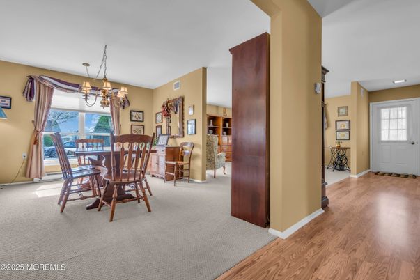 Chandelier, Dining room, Interior, Recessed Lighting, Wood Texture Flooring