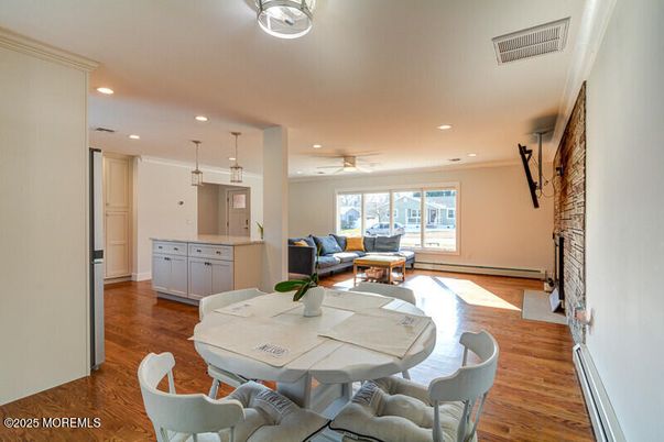 Dining room, Interior, Living room, Pendant Lights, Recessed Lighting, Wood Texture Flooring