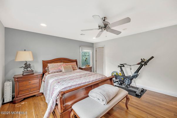Bedroom, Fitness Equipment, Interior, Recessed Lighting, Wood Texture Flooring