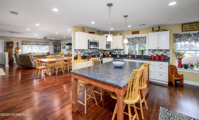 Dining room, Interior, Kitchen, Living room, Pendant Lights, Recessed Lighting, Wood Texture Flooring
