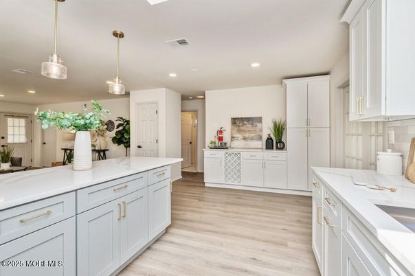 Interior, Kitchen, Pendant Lights, Recessed Lighting, Wood Texture Flooring