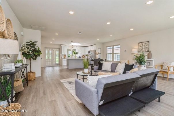 Interior, Kitchen, Living room, Pendant Lights, Recessed Lighting, Wood Texture Flooring
