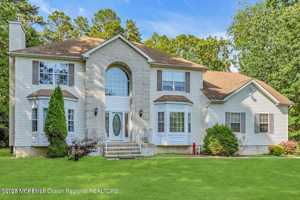 Exterior, Facade, Brick Facade, French Provincial