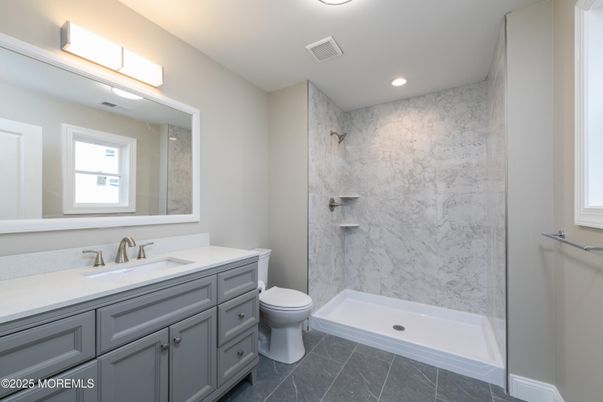 Bathroom, Interior, Marble Walls, Recessed Lighting