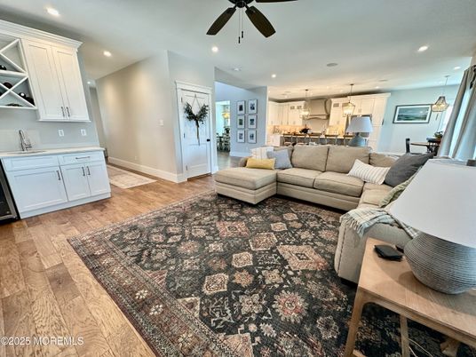Interior, Kitchen, Living room, Pendant Lights, Recessed Lighting, Wood Texture Flooring