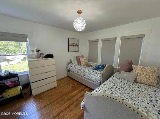 Bedroom, Interior, Pendant Lights, Wood Texture Flooring