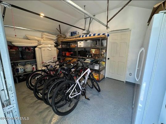 Garage, Interior