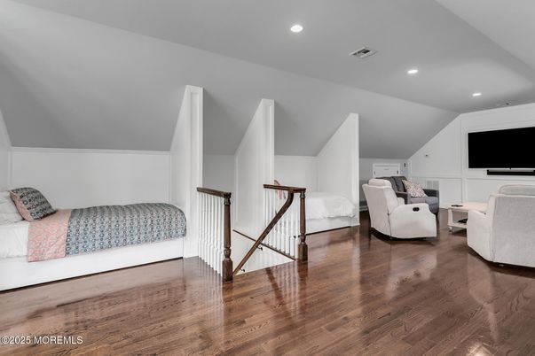 Bedroom, Interior, Living room, Recessed Lighting, Wood Texture Flooring
