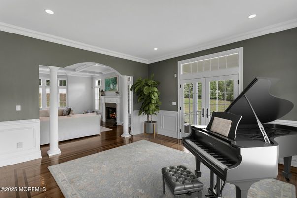 Fireplace, Interior, Living room, Piano, Recessed Lighting, Wood Texture Flooring