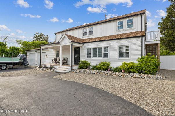 Attached, Detached Garage, Exterior, Facade, Split Level