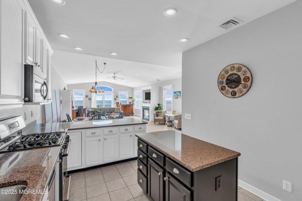 Dining room, Interior, Kitchen, Pendant Lights, Recessed Lighting