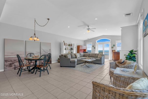 Dining room, Interior, Living room, Pendant Lights, Recessed Lighting